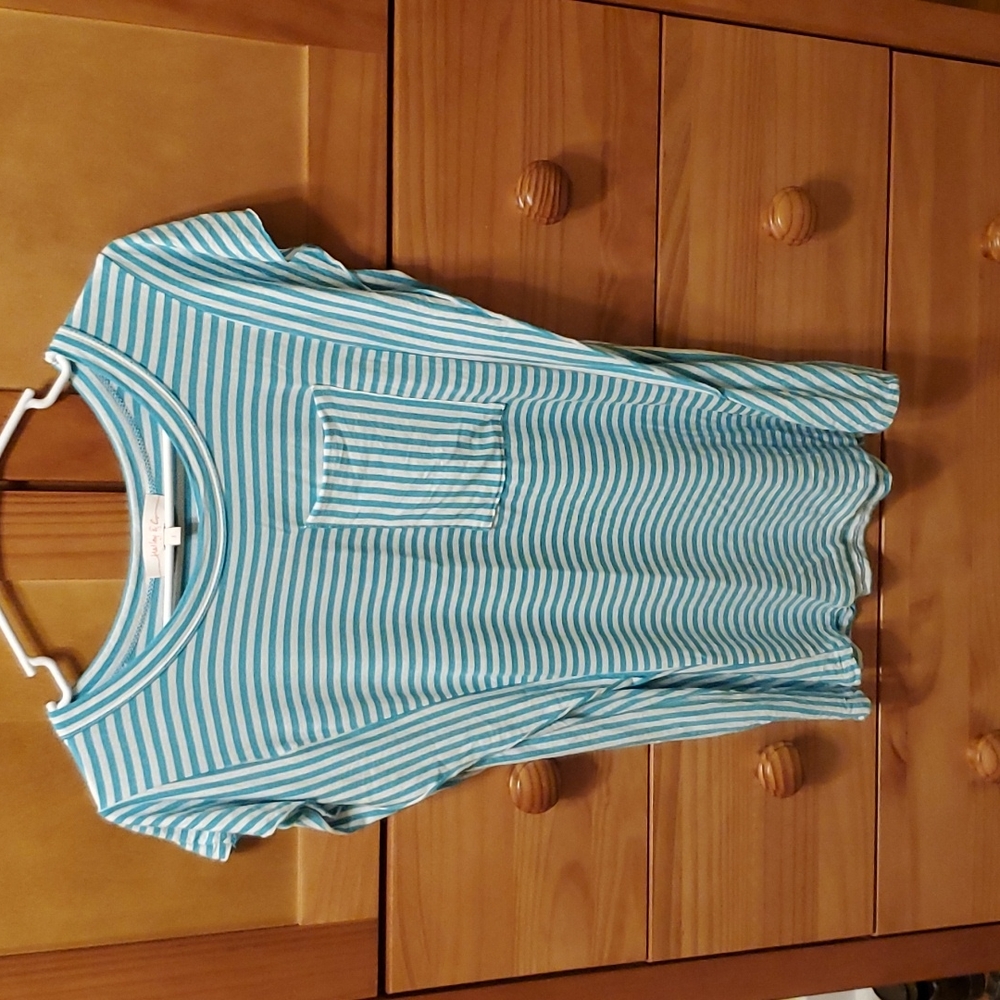 Scoop neck blouse